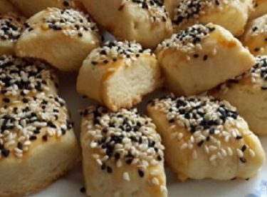 Ağızda Dağılan Tuzlu Kurabiye Tarifleri