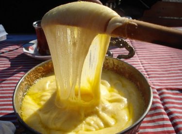 Yöresel Kuymak Tarifi