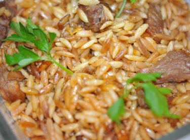 Nefis Şehriye Pilavı Tarifi