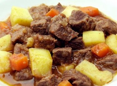 Nefis Tas Kebabı Tarifi
