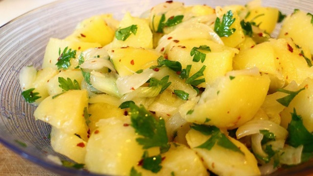 Sumaklı Patates Salatası Tarifi