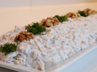 Yoğurtlu Kereviz ve Havuç Salatası