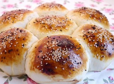 Yumuşacık Çiçek Ekmek Tarifi