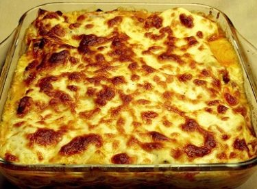 Fırında Makarna Beşamel Soslu Tarifi