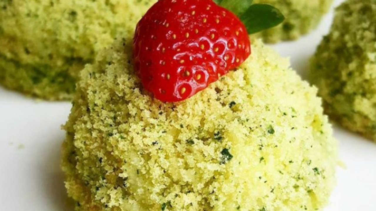 Ispanaklı Mini Köstebekli Pasta Tarifi