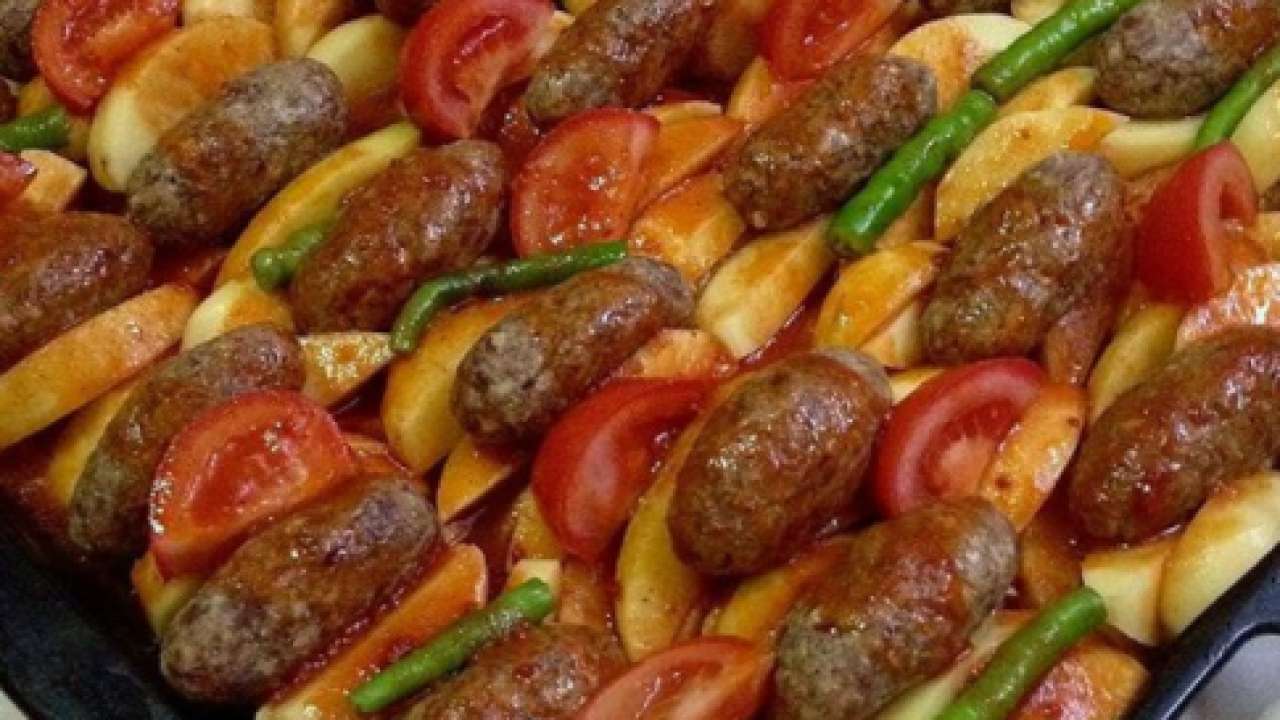 İZMİR KÖFTE