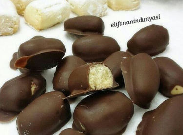 Çikolata Kaplı Un Kurabiyesi