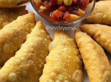 Kolombiyum usulu mısır unundan börek