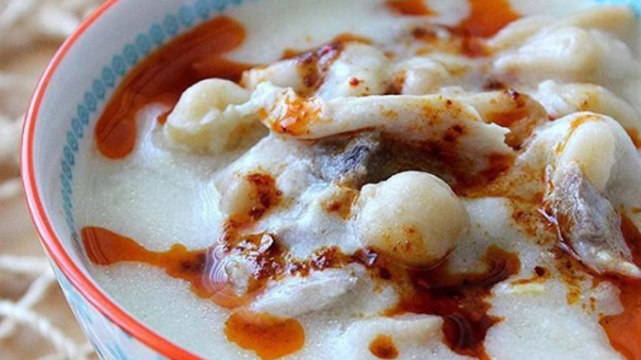 Nohutlu & Mantılı Tavuk Çorbası