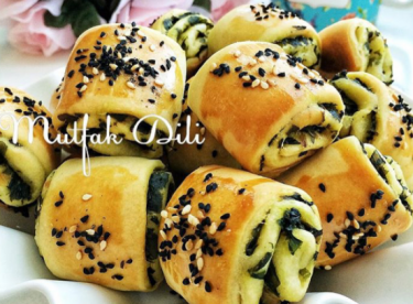 Ispanaklı minik poğaça