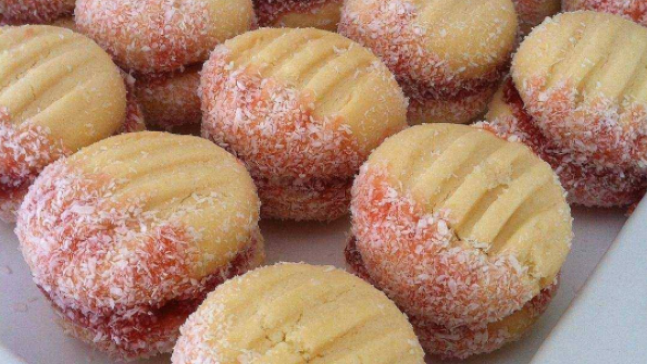 Marmelatlı Pastane Kurabiyesi