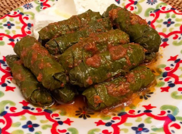 Soslu yaprak sarması tarifi