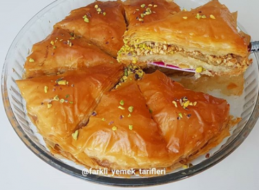 Havuç Dilimi Baklava