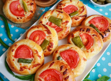 PİZZA POĞAÇA TARİFİ