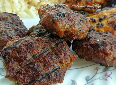 MANGAL KASAP KÖFTE
