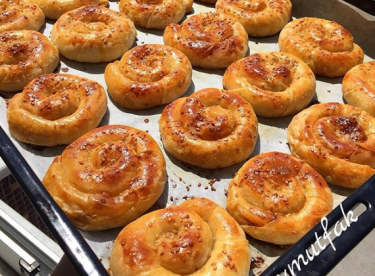EL AÇMASI GÜL BÖREĞİ