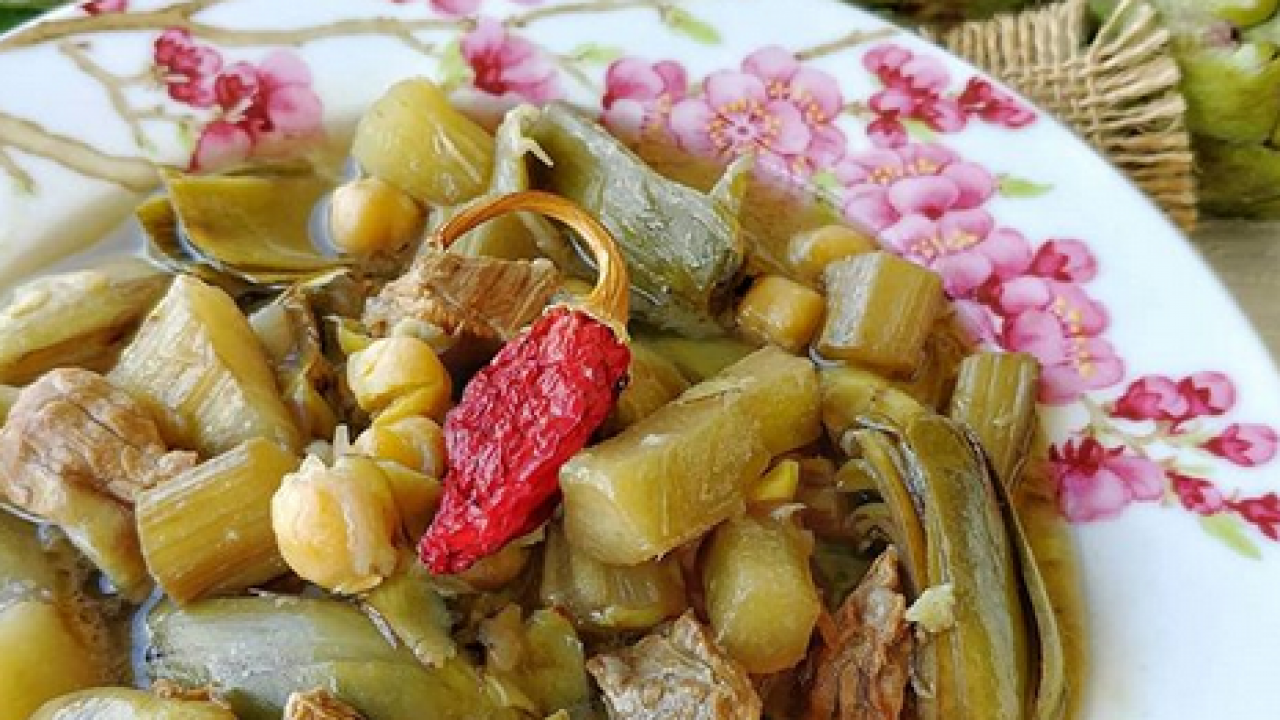 ETLİ ENGİNAR YEMEĞİ