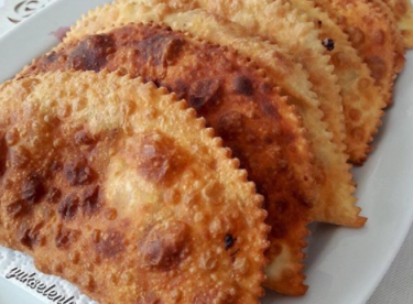 ÇİĞ BÖREK