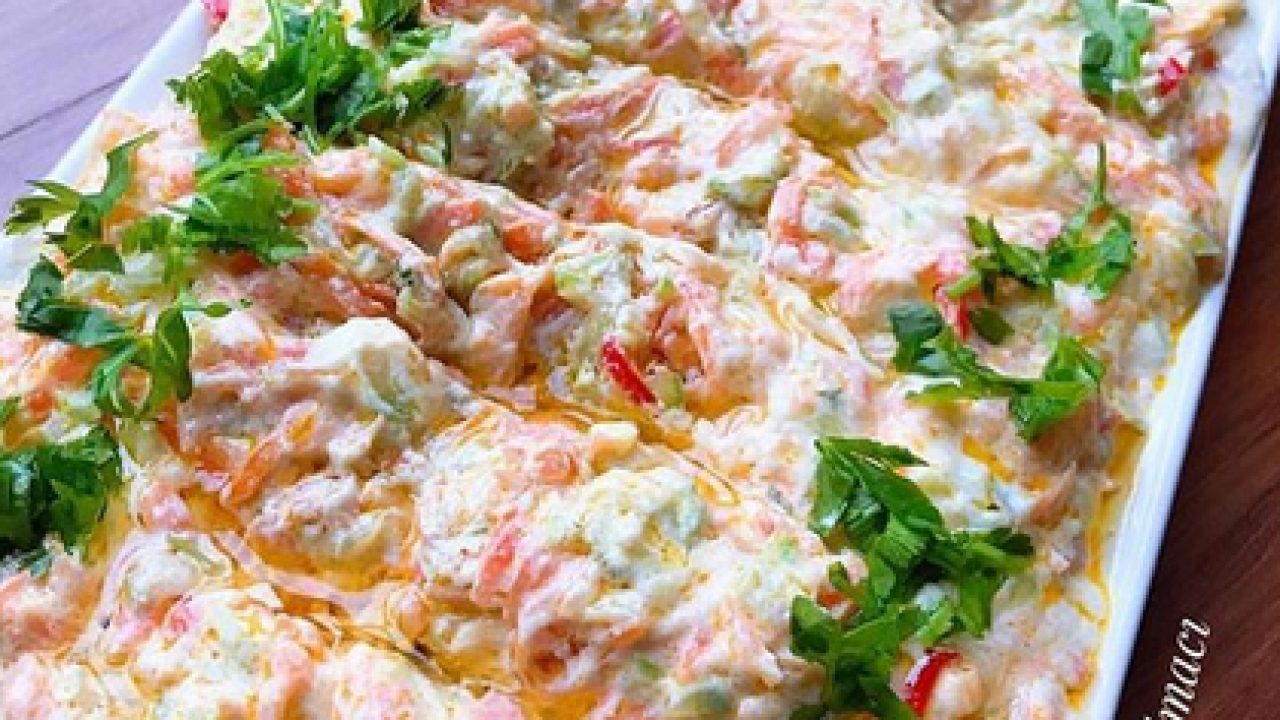KABAKLI HAVUÇLU SALATA