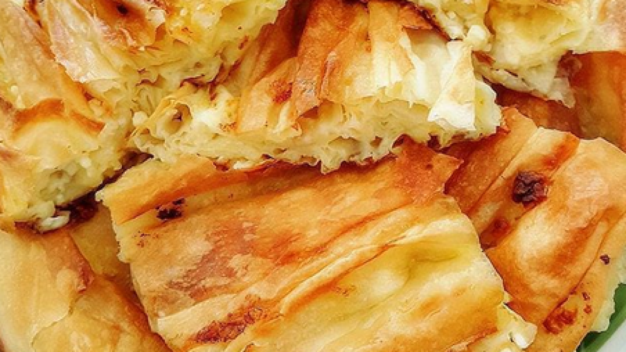 KIRMA BÖREK