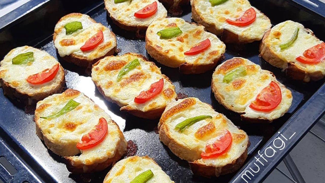 PİZZA POĞAÇA TADINDA KAHVALTILIK DİLİMLER