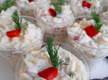 ŞEHRİYE SALATASI