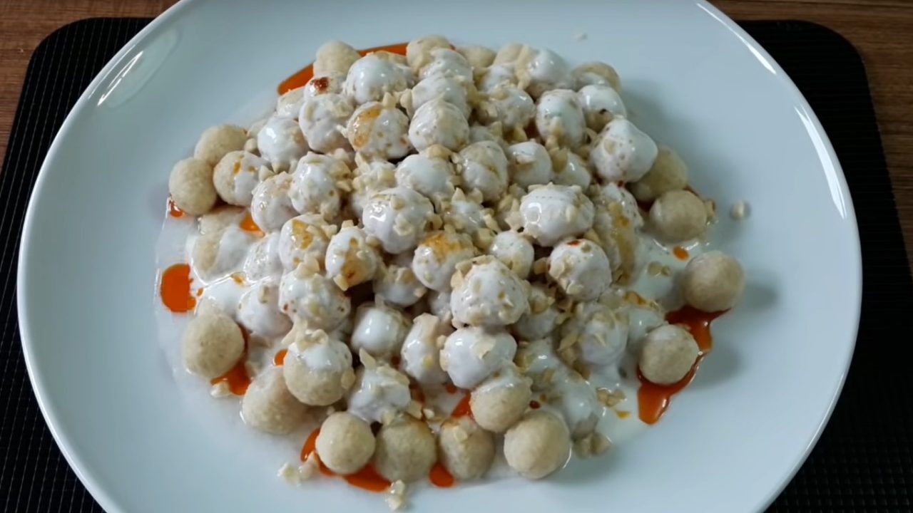 Yoğurtlu bulgur köftesi